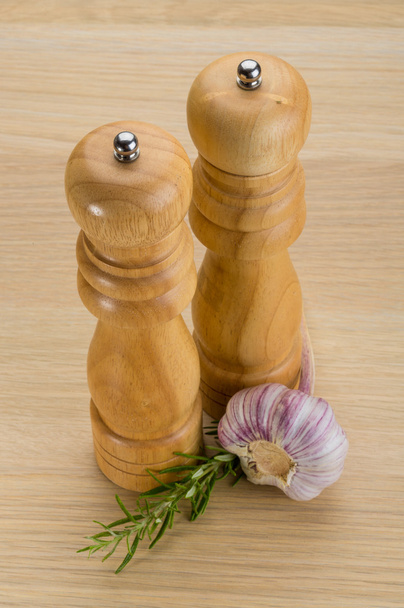 Pepper mills with garlic - Photo, Image