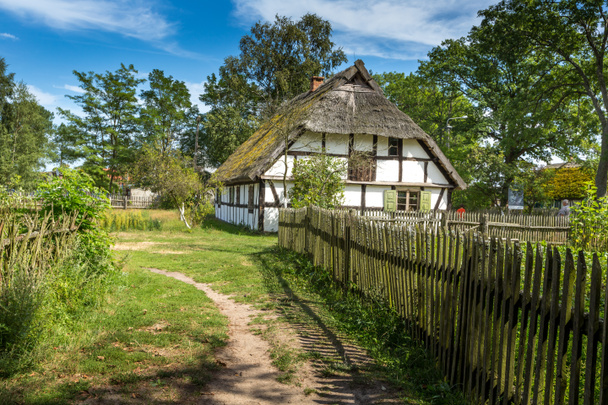 régi faház-kluki, Lengyelország - Fotó, kép