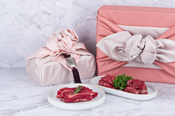 beef gift set for holidays, typical Korean holiday pack - Foto, Imagem