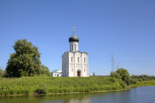 Mária oltalma templom. bogolyubovo, vladimir region, arany gyűrű, Oroszország - Fotó, kép