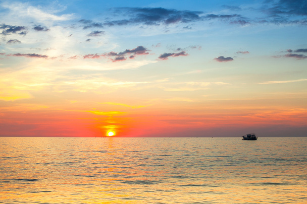 Beautiful sunset and sea. - Photo, Image