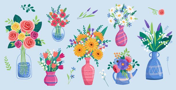 virágcsokrok csomagolásban és virágzó növény. gerberák és kamilla, rózsa, tulipán, liliomok a völgy összetétele. Díszítő virágüzlet tétel kék háttér - Vektor, kép