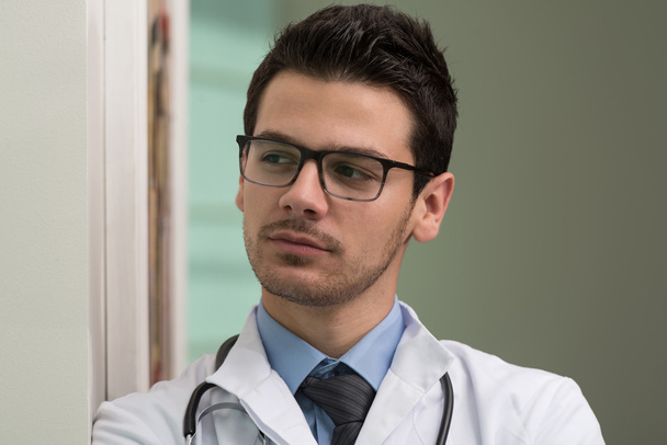Young Caucasian Health Care Professional - Foto, afbeelding