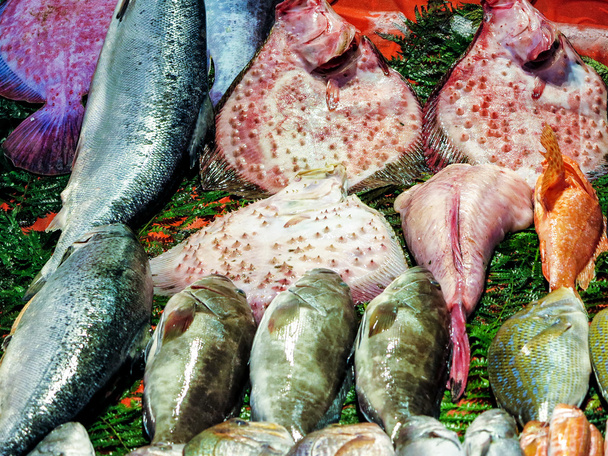 Délices de fruits de mer méditerranéens offrent
 - Photo, image