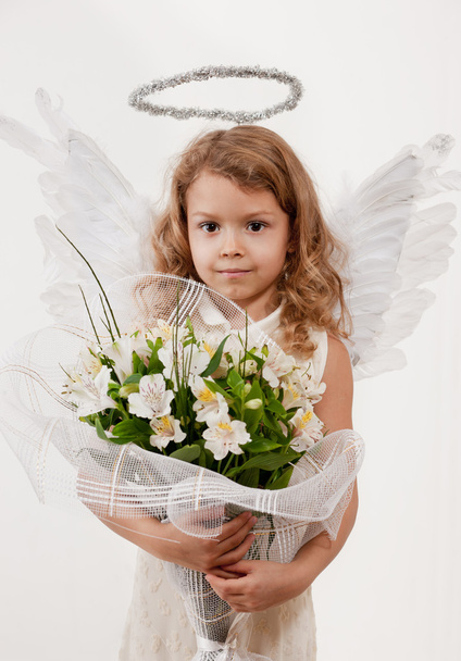 Girl with flowers and angel wings - Foto, Bild