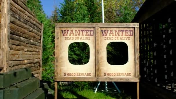 Cowboy Village Wanted Table Vintage - Záběry, video
