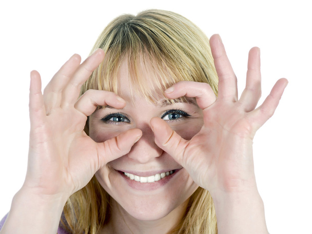 Mulher mostrando binóculos
 - Foto, Imagem