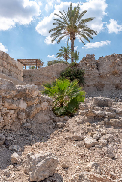 Le parc national de Tel Megiddo est un site archéologique. Aussi connu sous le nom d'Armageddon le lieu où la dernière bataille entre le bien et le mal sera menée. - Photo, image