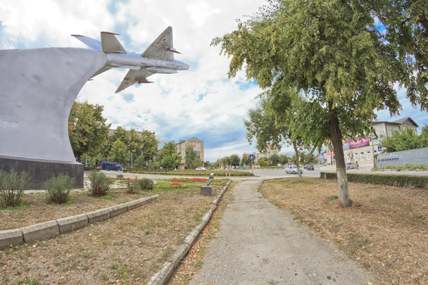 mig-21 30 yıl içinde büyük Vatanseverlik Savaşı Zafer Anıtı - Fotoğraf, Görsel