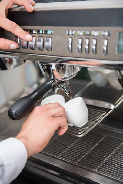 Barista and coffee machine - Φωτογραφία, εικόνα