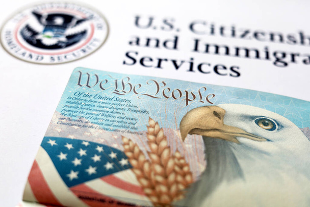Biz Amerika Birleşik Devletleri bayraklı halk pasaportu - Fotoğraf, Görsel