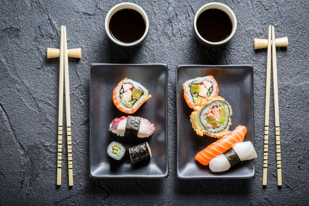 Sushi served with soya sauce for two people - Foto, Imagem