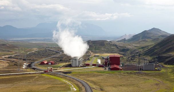 Завод, обробка води високого тиску для зеленої енергії, Північна Ісландія. - Фото, зображення