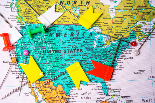 USA op kaart reis achtergrond textuur - Foto, afbeelding