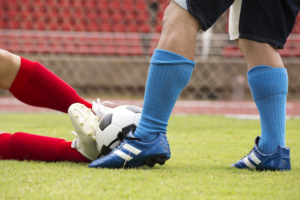 Soccer player attacked  - 写真・画像