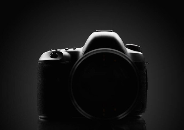 silueta de cámara de fotos y video, vista frontal - Foto, imagen