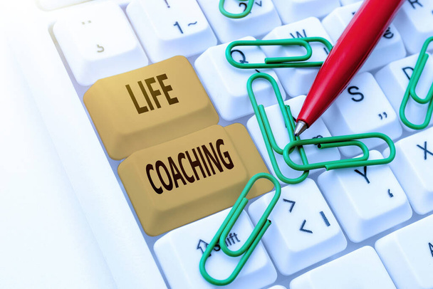 Podpis konceptualny Life Coaching. Business approach person used to help show achieve their goals in career Creating New Typing Game Concept, Abstract Typing Problem Solutions - Zdjęcie, obraz