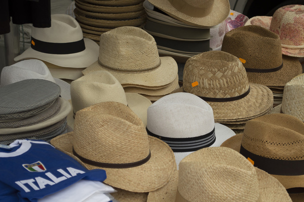 sombreros de paja
 - Foto, Imagen