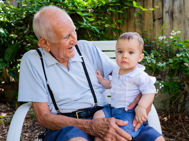 Baby boy with great grandfather - 写真・画像