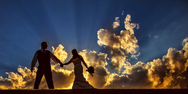 весілля захід сонця
 - Фото, зображення