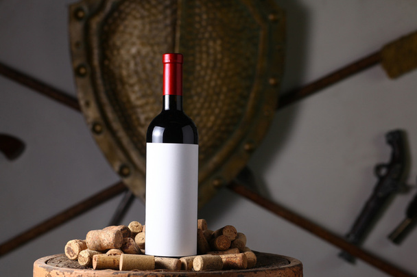 Červené víno a korky - Fotografie, Obrázek