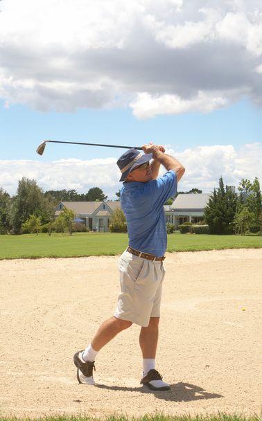 Senior golfer playing golf - Foto, Imagem