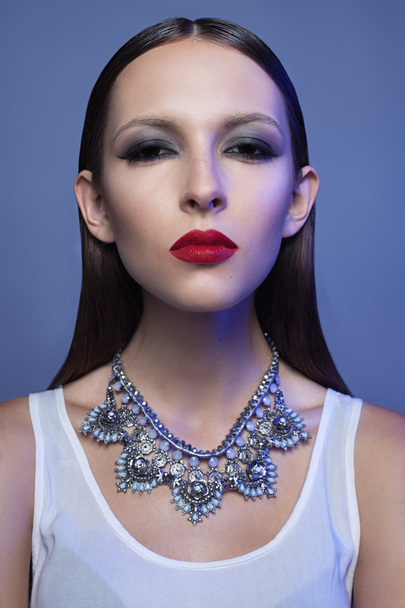 Fashion Model with necklace - Valokuva, kuva