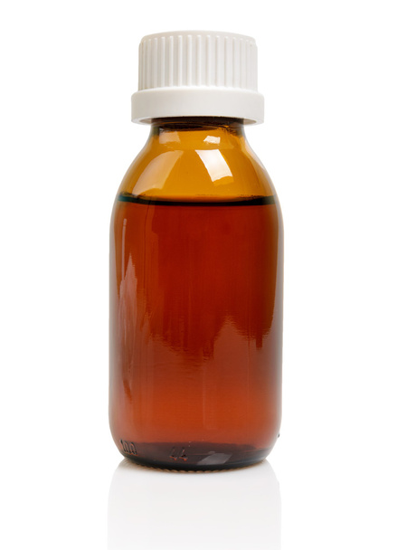 Жидкая медицина в стеклянной бутылке изолированы на белом
 - Фото, изображение