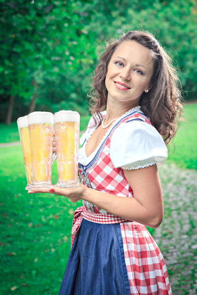 Beierse meisje - Foto, afbeelding