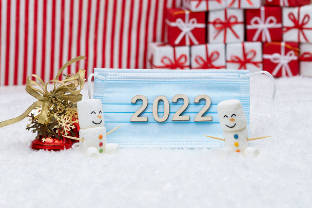 New Year and Merry Christmas 2022. Pair of marshmallows snowmen. New Year theme. - Photo, image