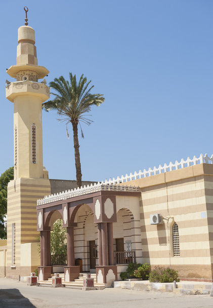 alte ägyptische Moschee mit Minarett - Foto, Bild