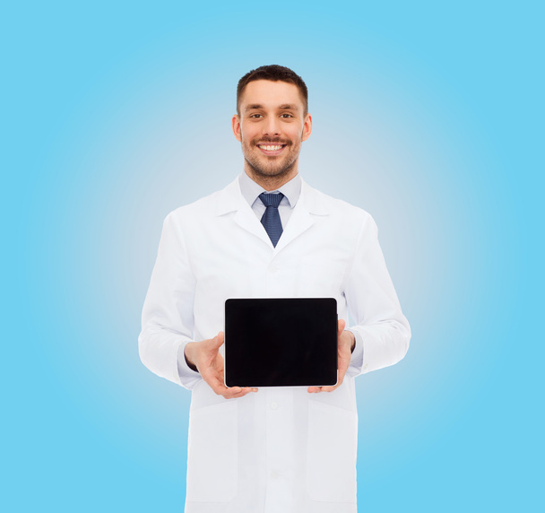 smiling male doctor with tablet pc - Foto, Imagem