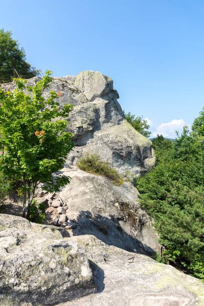 Antico santuario Belintash dedicato al dio Sabazios ai Monti Rodopi, Bulgaria - Foto, immagini