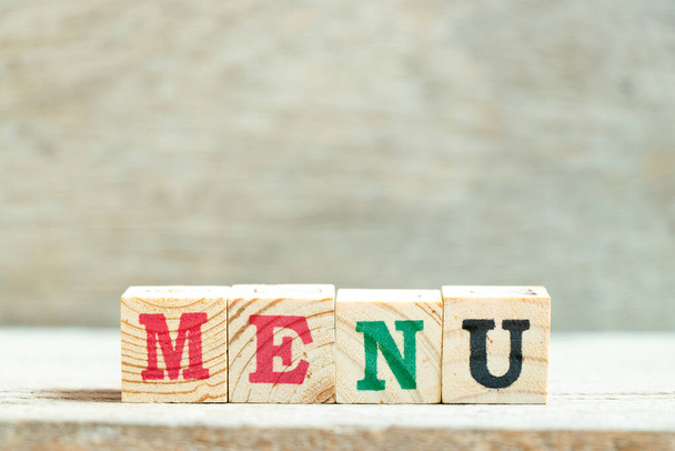 Alfabet letter blok in woord menu op hout achtergrond - Foto, afbeelding