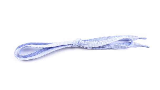 Lacets Lilas noués en noeud sur fond blanc - Photo, image
