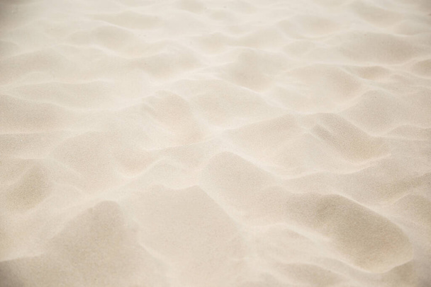 Hieno ranta hiekka kesälläTausta kopiotilaa ja näkyvää hiekkaa rakenne. - Valokuva, kuva