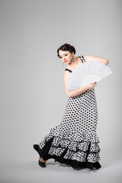 female spanish flamenco dancer - Фото, зображення