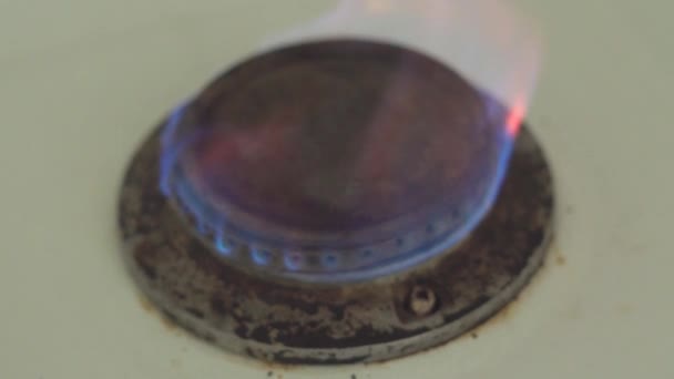 Hořící plamen na plynovém hořáku - Záběry, video
