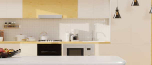 Close-up biały blat do montażu wyświetlacza produktu na rozmyte nowoczesne jasne wnętrze kuchni domowej w tle. 3d renderowanie, ilustracja 3D - Zdjęcie, obraz