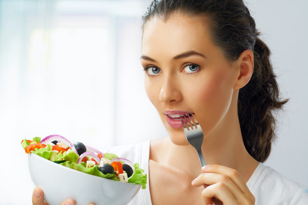 Comer alimentos saludables
 - Foto, Imagen