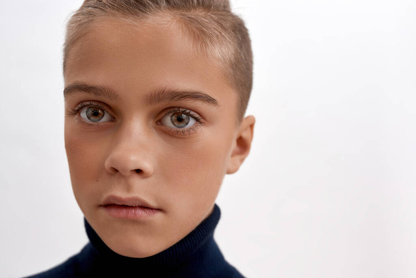 Close up of teen boy child look at camera - Fotografie, Obrázek