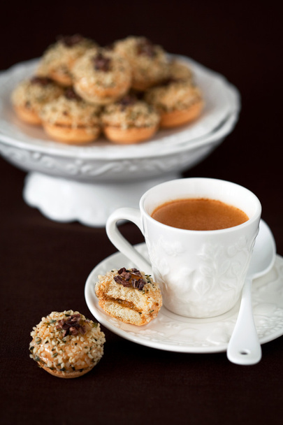 Cookies with jam and nuts - Фото, зображення