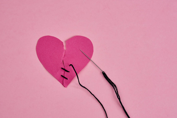 valentines paper heart romance holiday pink background - Foto, Imagem