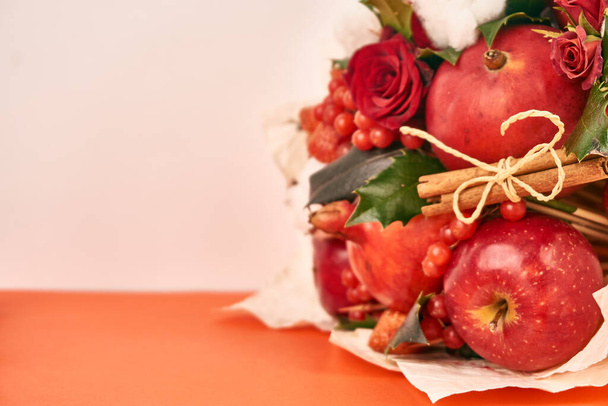 fruit vitamins decoration romance gift food pink background - Foto, immagini
