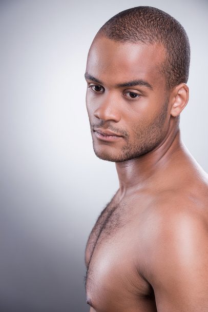Young shirtless African man - Фото, зображення