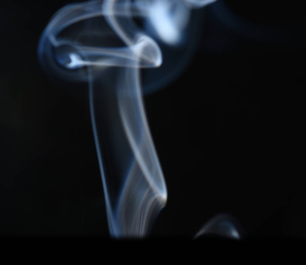 Fumaça que preenche toda a imagem e permite que você venha com novos mundos - Foto, Imagem