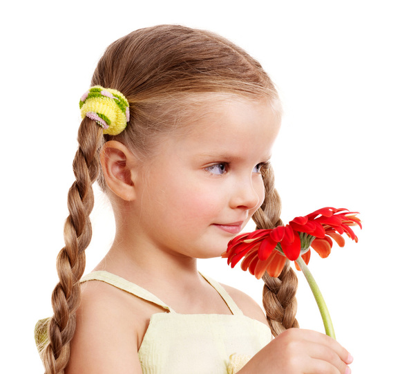 Kind schenkt Blume. - Foto, Bild