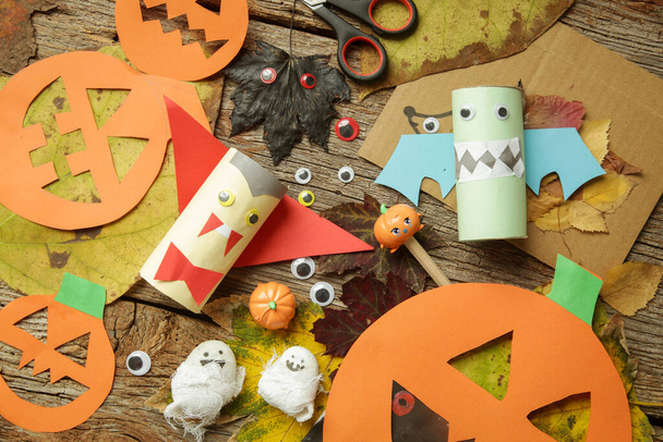 Divers enfants artisanat pour décoration Halloween. - Photo, image