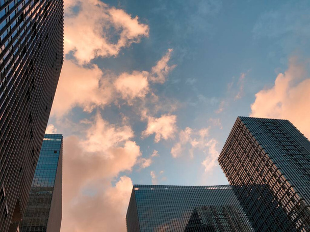 moderni pilvenpiirtäjiä Lontoossa - Valokuva, kuva