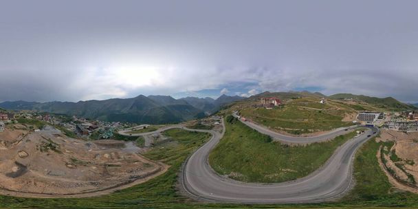 360 πανόραμα του γεωργιανού στρατιωτικού δρόμου - Φωτογραφία, εικόνα